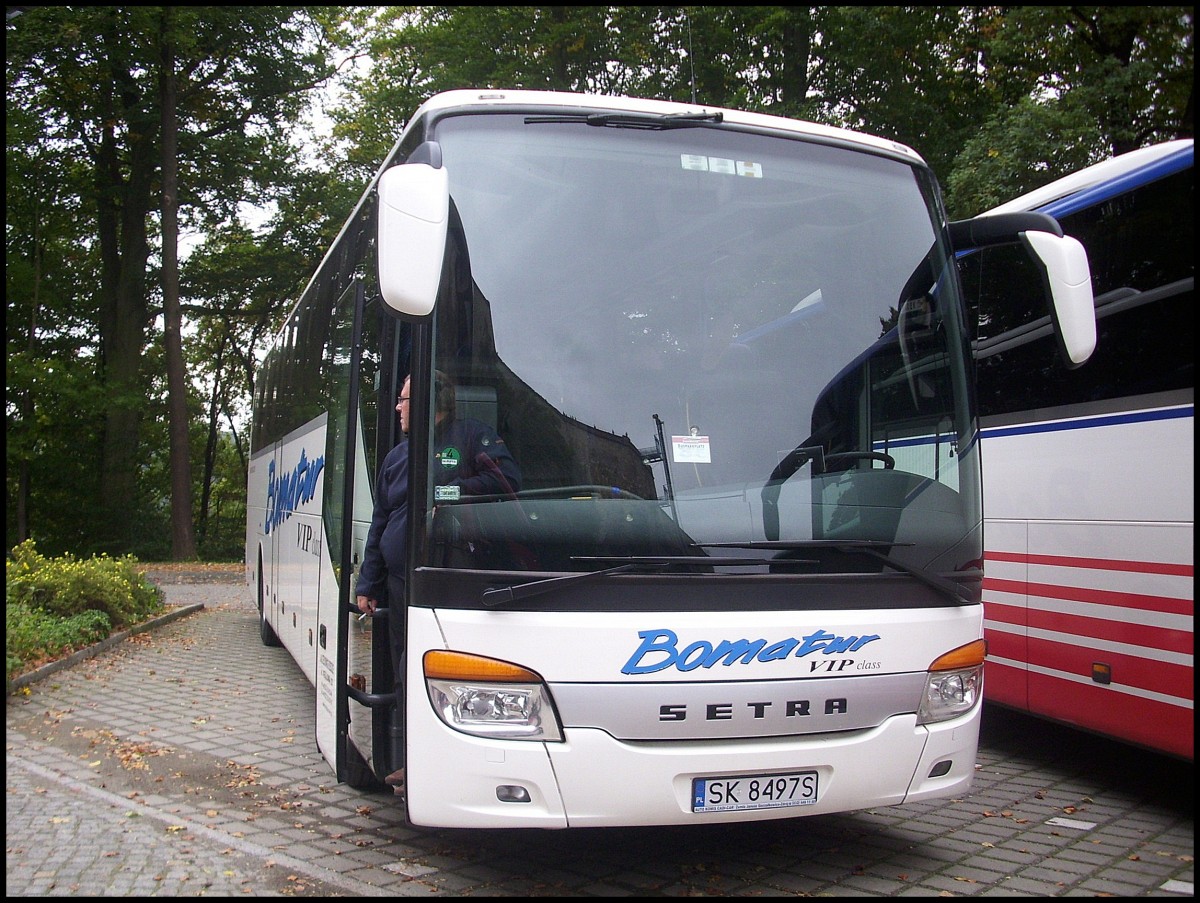 Setra 415 GT-HD von Bomatur aus Polen bei der Festung Knigsstein.