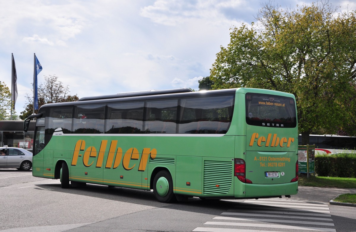 Setra 415 GT-HD von Felber Reisen aus sterreich am 29.August 2014 in Krems gesehen.