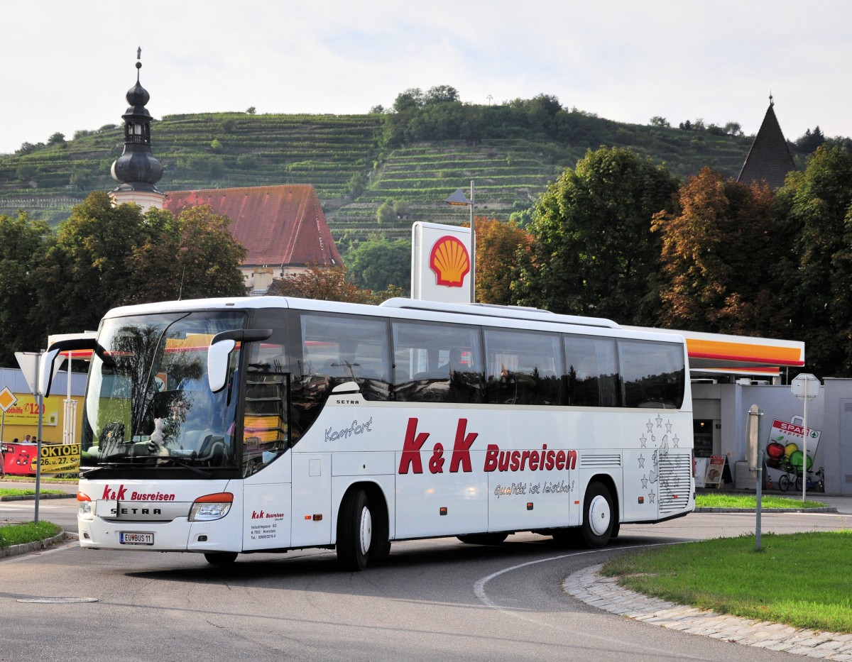 Setra 415 GT-HD von k&k Busreisen aus sterreichz am 20.9.2014 in Krems unterwegs.