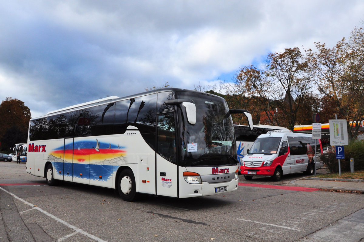 Setra 415 GT-HD von Marx Reisen aus der BRD in Krems.