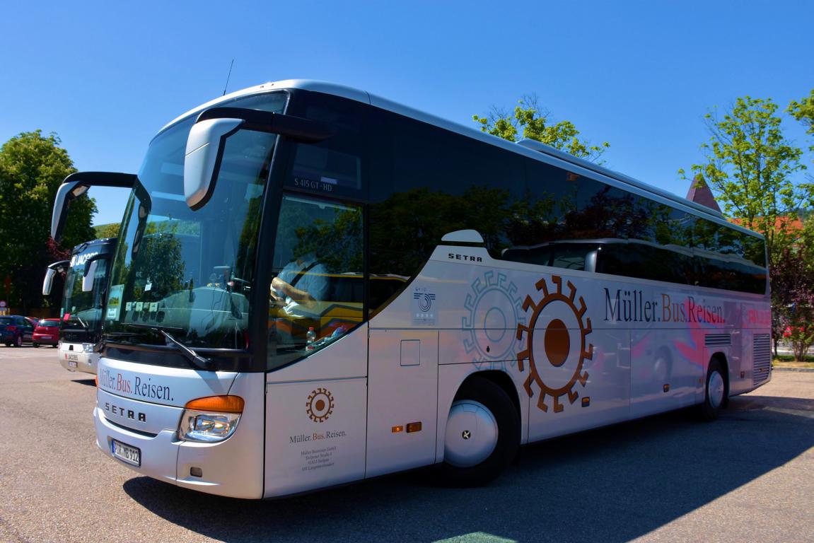 Setra 415 GT-HD von Mller Busreisen aus der BRD in Krems.