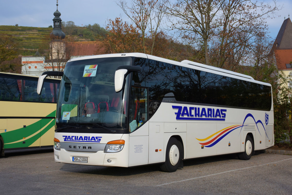 Setra 415 GT-HD vom Omnibusbetrieb Gustav Zacharis aus der BRD in Krems.