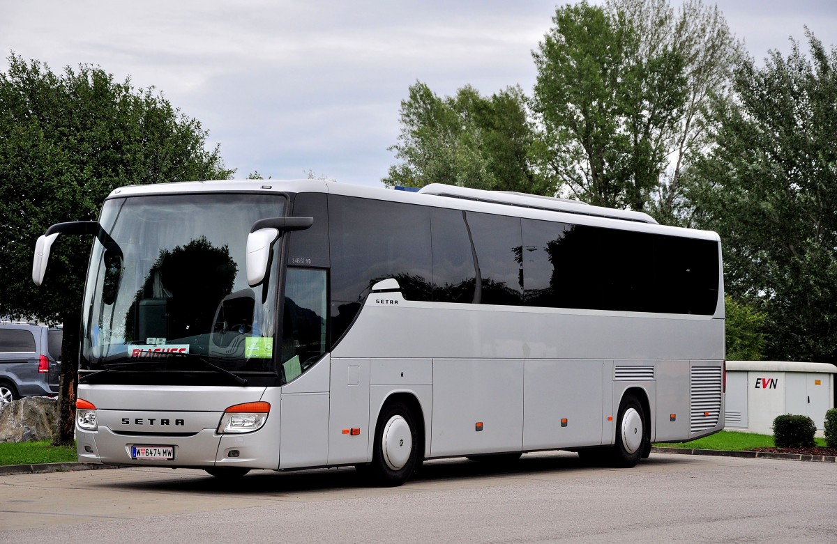 Setra 415 GT-HD,unterwegs fr Blaguss aus Wien am 30.8.2014 in Krems gesehen.