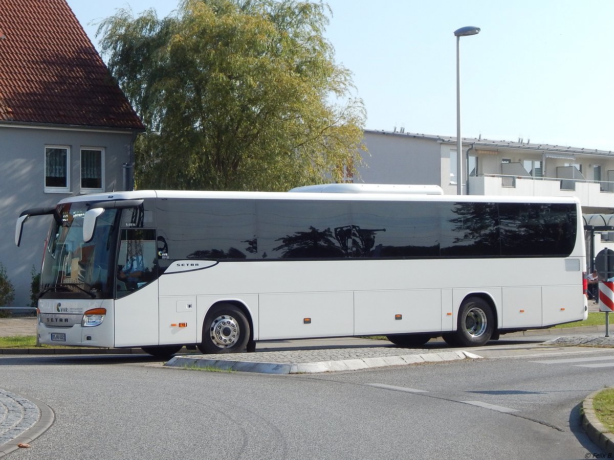 Setra 415 H der VVR in Grimmen.