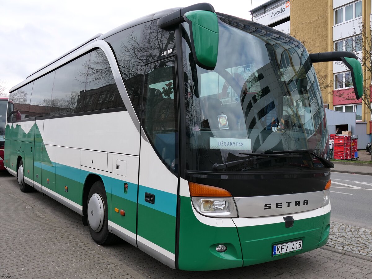 Setra 415 HD von Vilnesa (ex Team Tour/NOR) aus Litauen in Neubrandenburg.