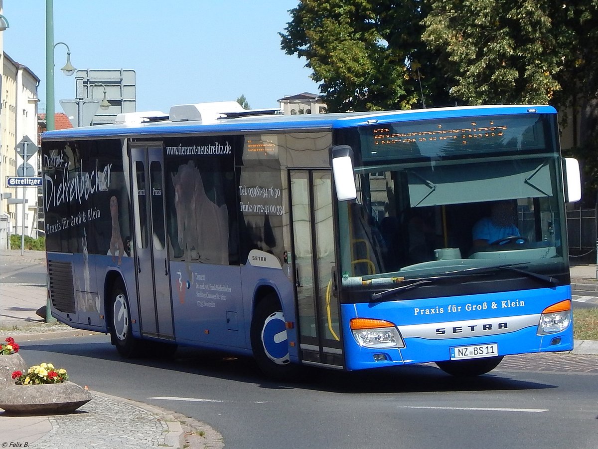 Setra 415 NF von Becker-Strelitz Reisen aus Deutschland in Neustrelitz. 