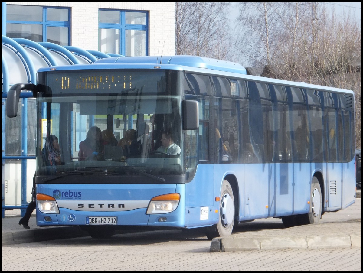 Setra 415 NF von Regionalbus Rostock in Rostock.