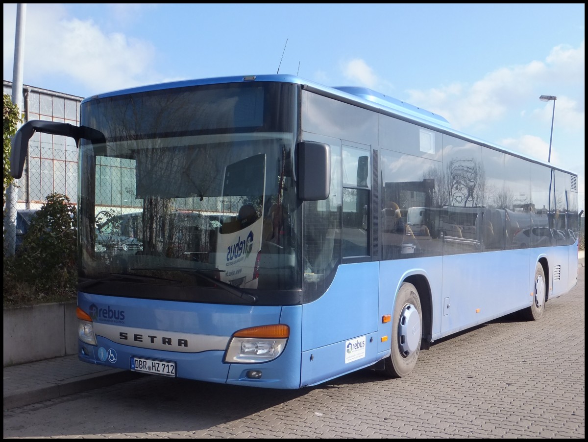 Setra 415 NF von Regionalbus Rostock in Rostock.