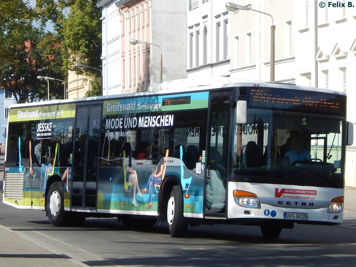 Setra 415 NF der Verkehrsbetrieb Greifswald-Land GmbH in Greifswald.