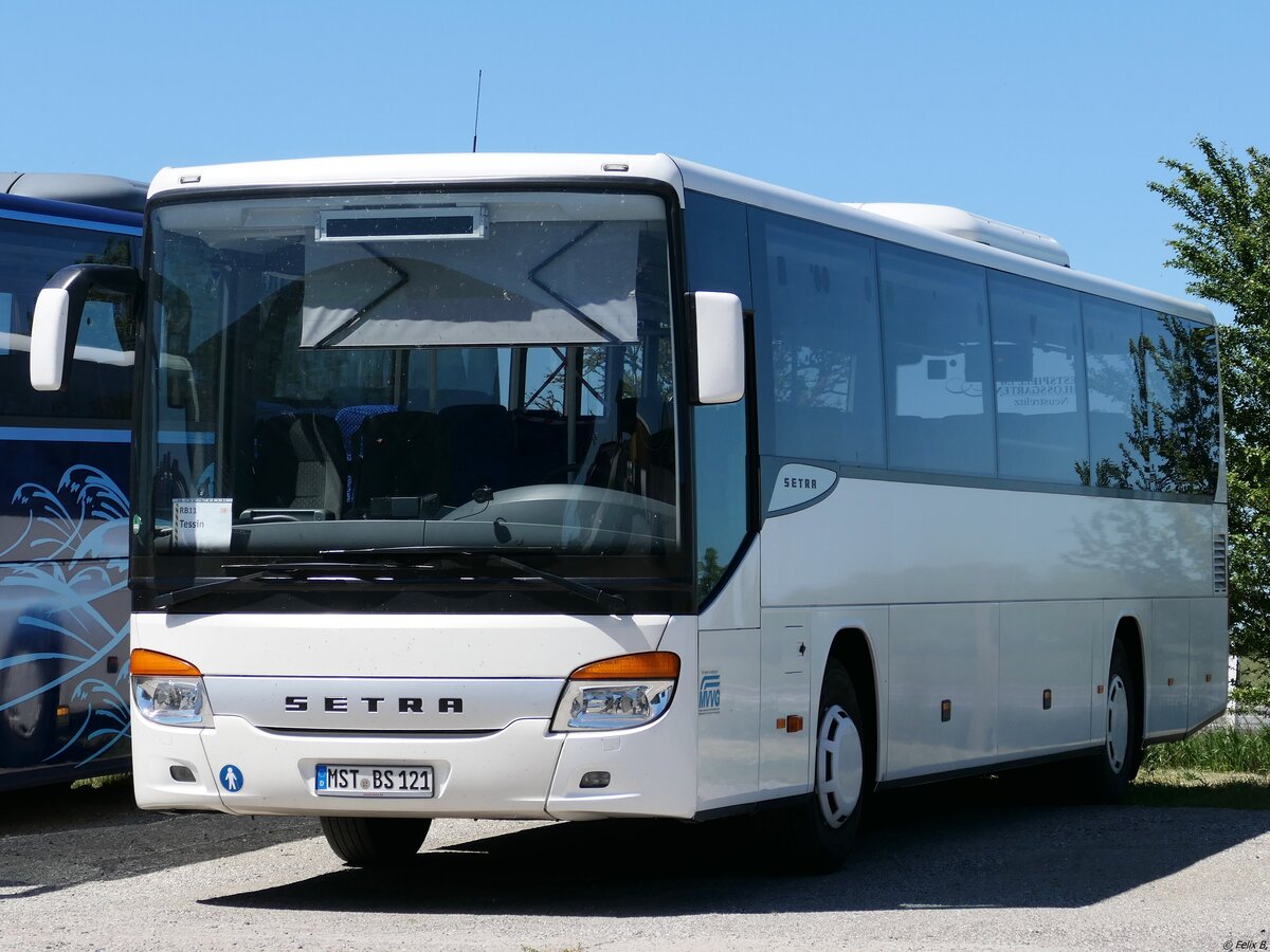 Setra 415 UL von Becker-Strelitz Reisen aus Deutschland in Bergen.