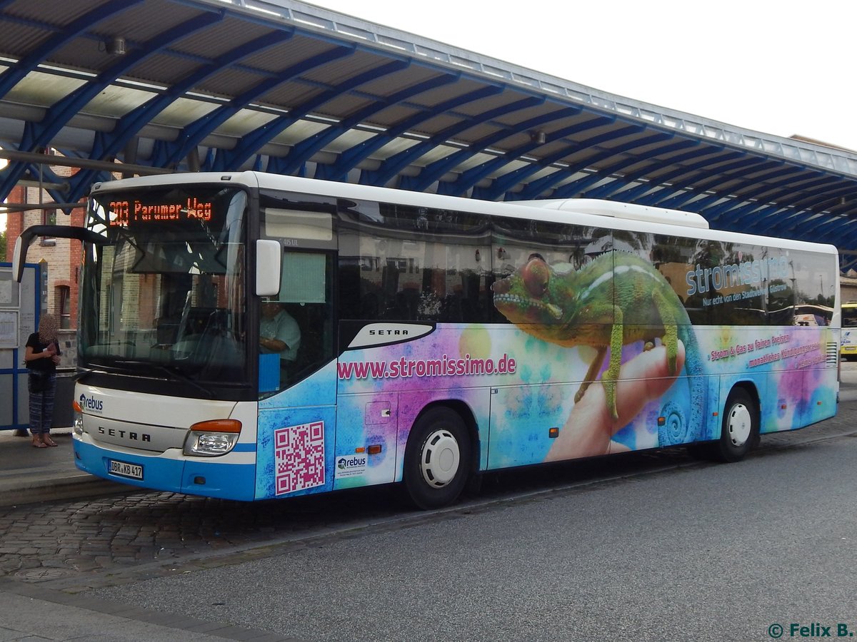 Setra 415 UL von Regionalbus Rostock in Güstrow.