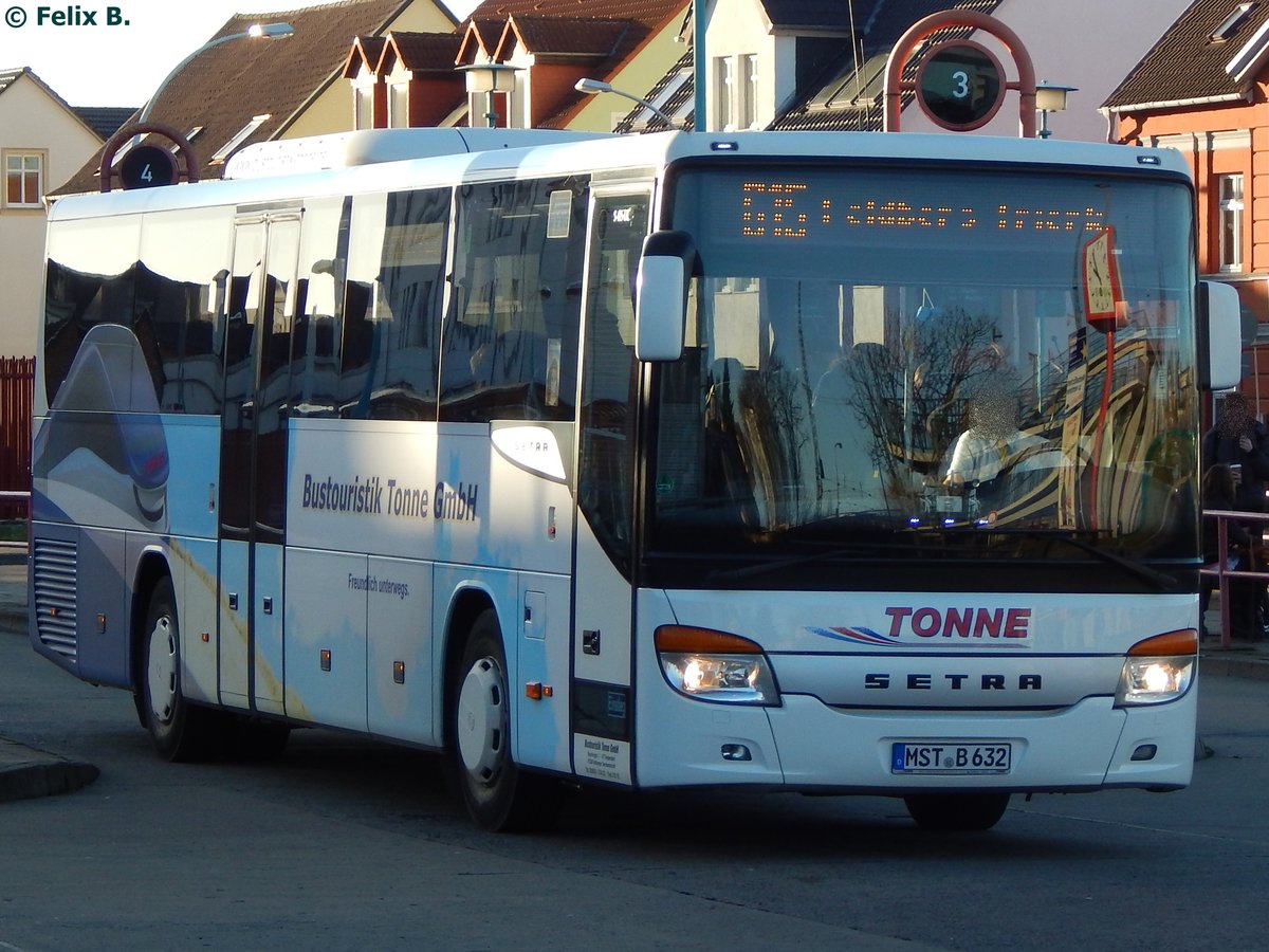 Setra 415 UL von Tonne aus Deutschland in Neubrandenburg. 