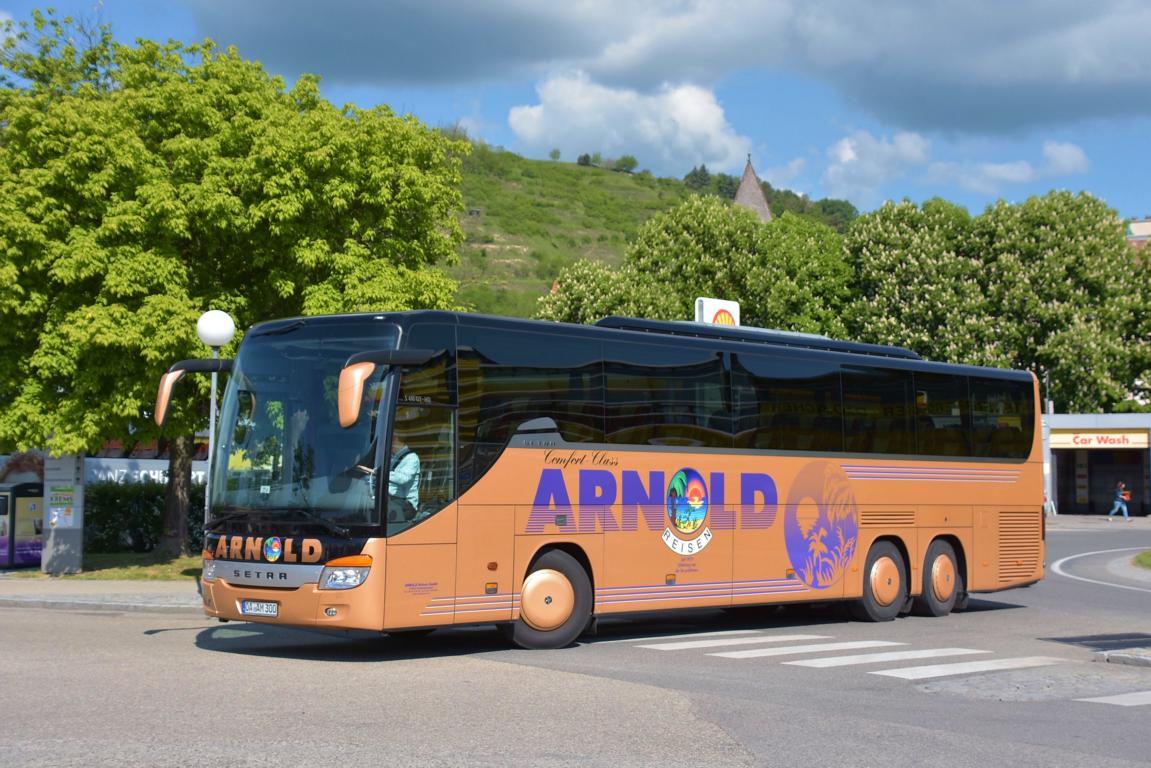 Setra 416 GT-HD von Arnold Reisen aus der BRD in Krems.