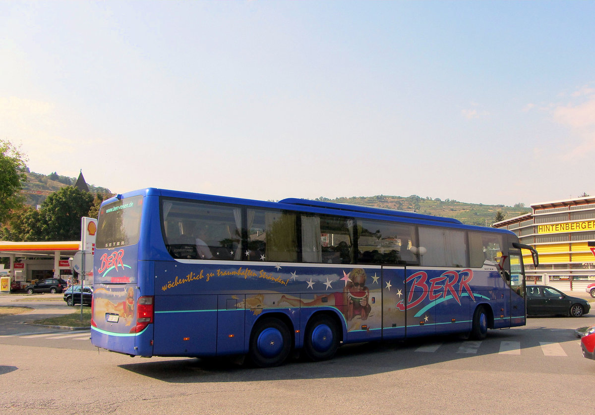 Setra 416 GT-HD von Berr Reisen aus der BRD in Krems.