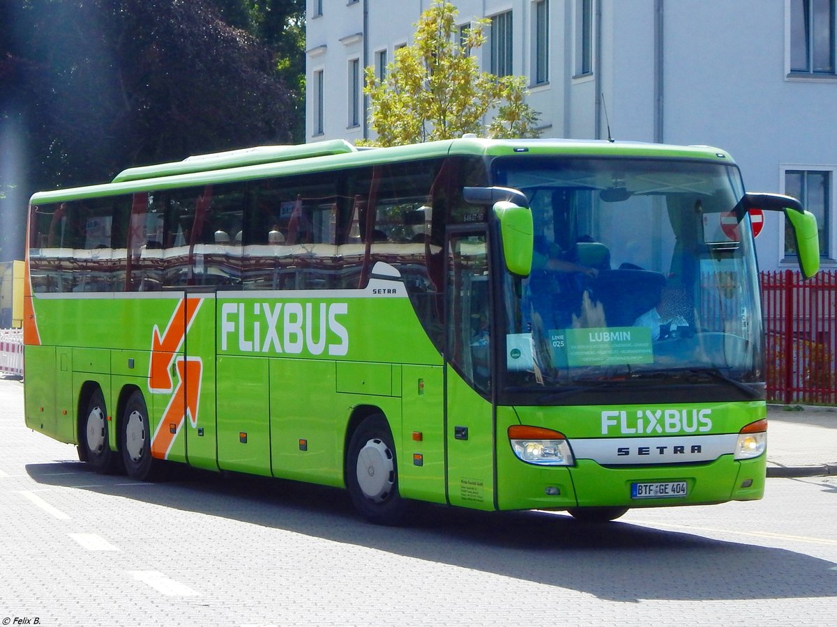 Setra 416 GT-HD von Flixbus/Wricke Touristik aus Deutschland in Neubrandenburg.