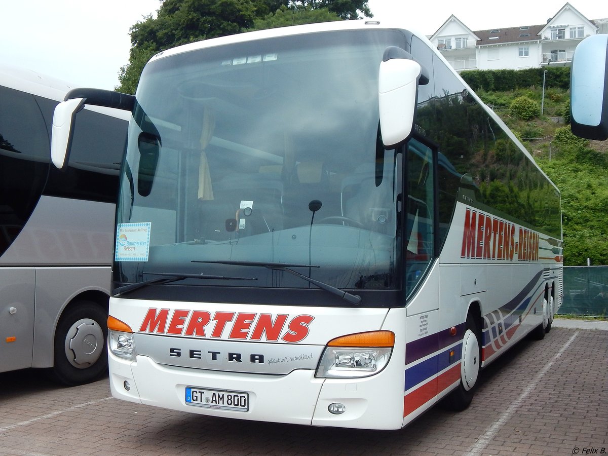 Setra 416 GT-HD von Mertens-Reisen aus Deutschland im Stadthafen Sassnitz. 