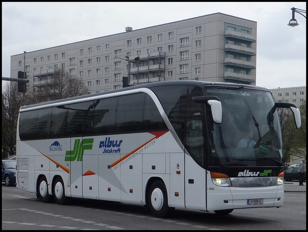 Setra 416 HDH von Albus/Salzkraft/Dr. Richard Dirmengruppe aus sterreich in Berlin.