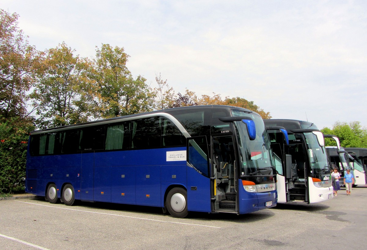 SETRA 416 HDH von EXCLUSIV Travel.at im Aug. 2013 in Krems.