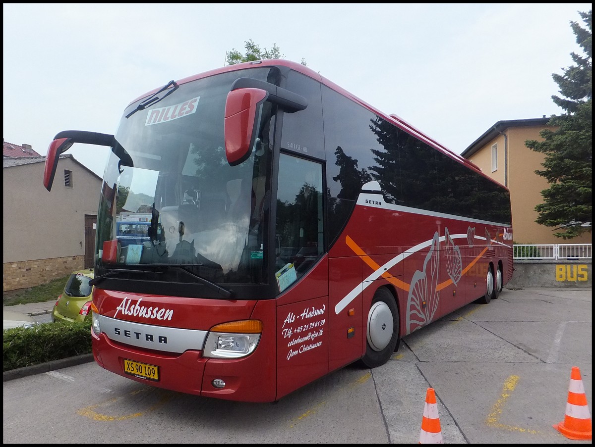 Setra 417 GT-HD von Alsbussen aus Dänemark in Sassnitz.