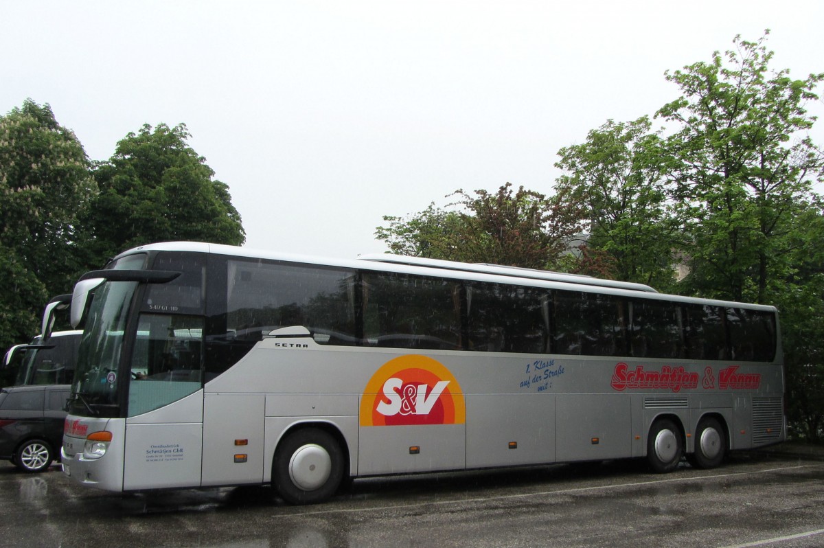 Setra 417 GT-HD von Schmtjen und Vonau aus Deutschland am 15. Mai 2014 in Krems.