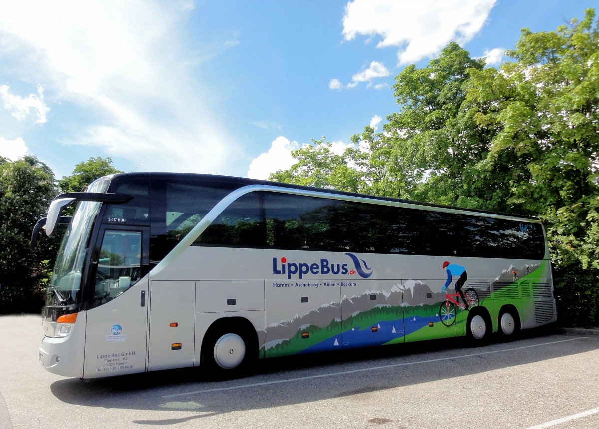 Setra 417 HDH von Lippe.de am 21.5.2013 in Krems an der Donau.