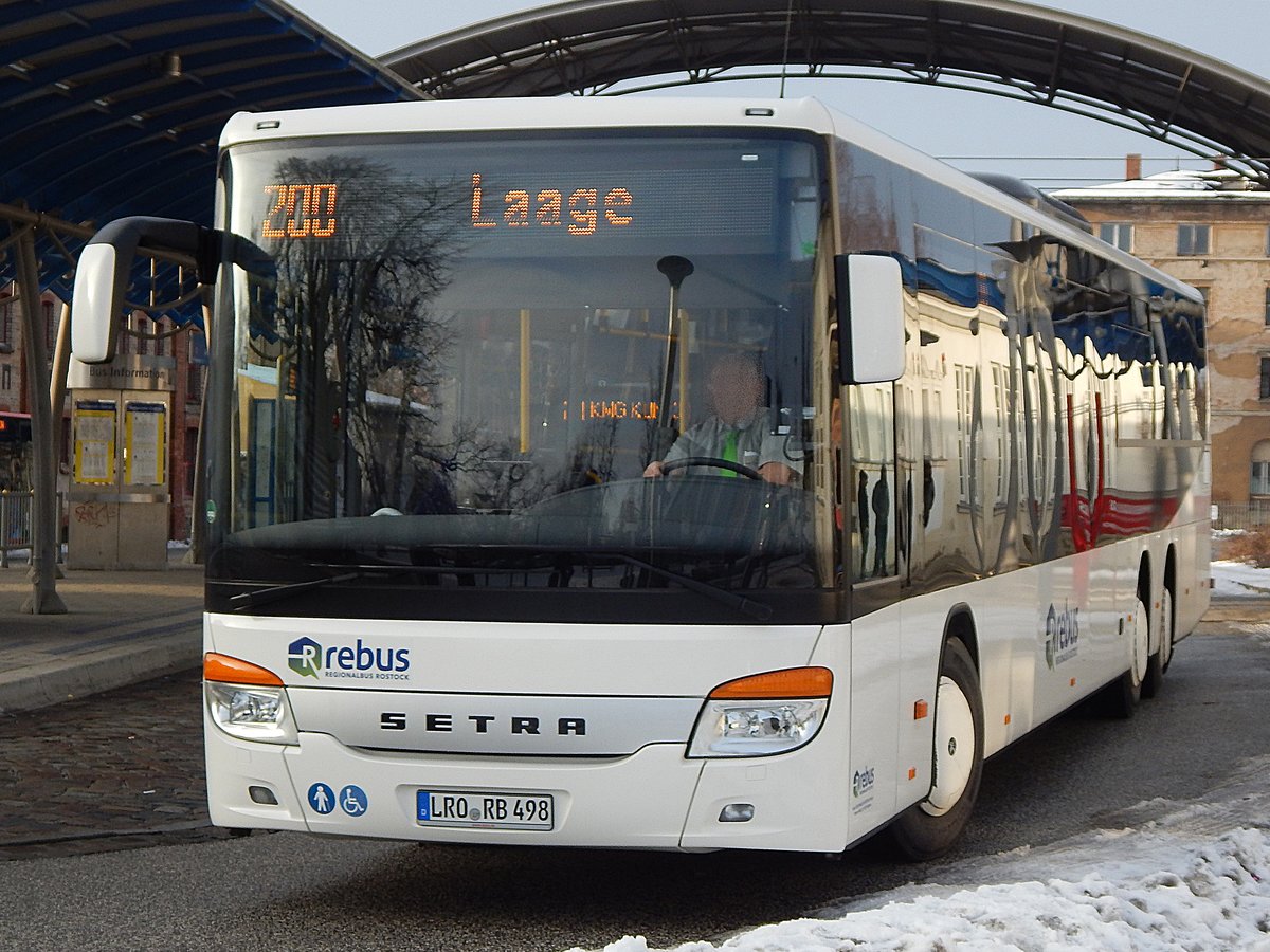 Setra 418 LE Business von Regionalbus Rostock in Güstrow.