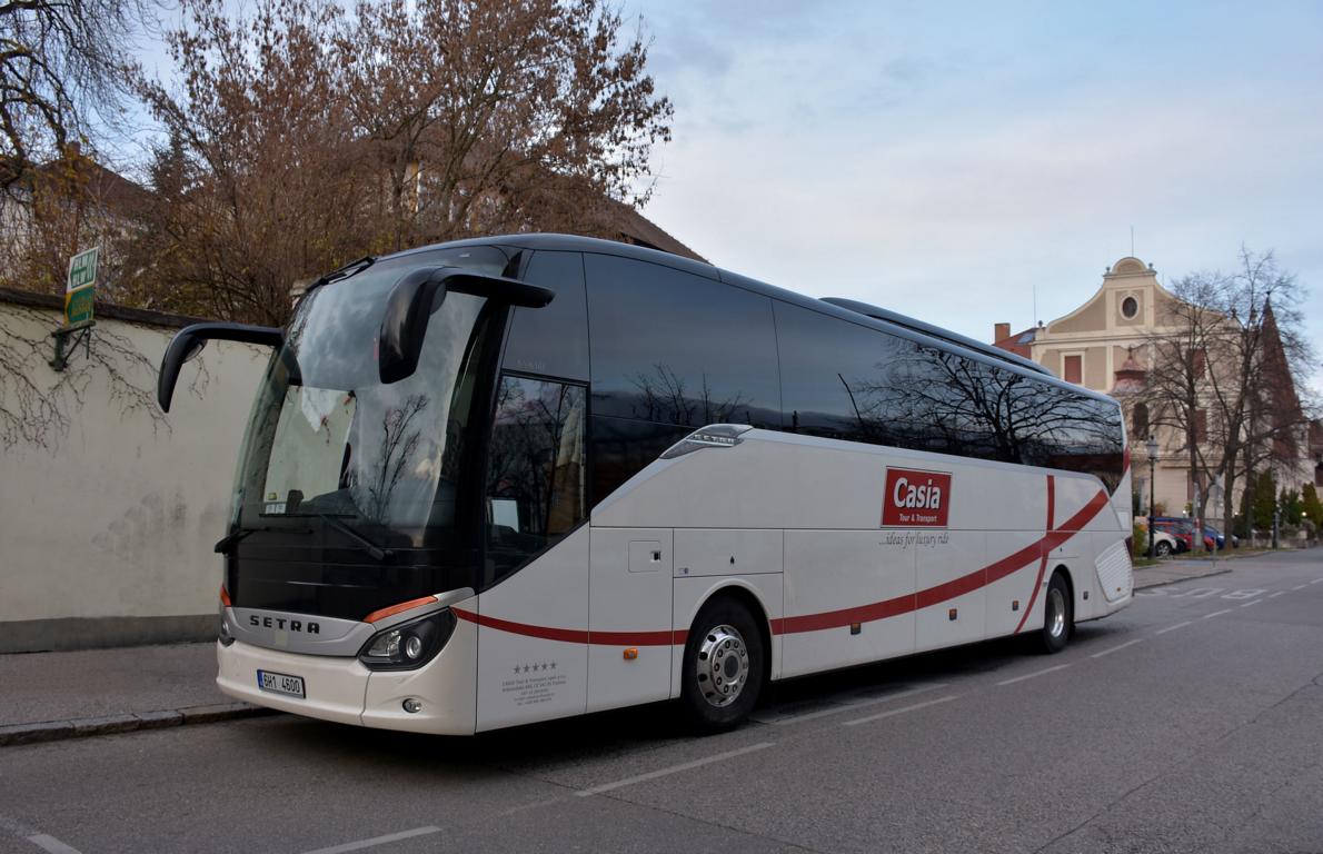 Setra 500er Serie von Casia Reisen aus der CZ in Krems gesehen.