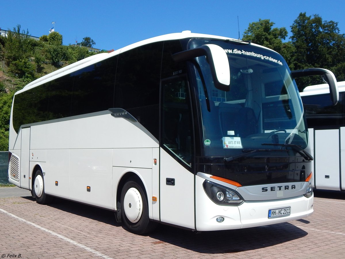 Setra 511 HD von Die Hamburg Cruiser aus Deutschland im Stadthafen Sassnitz.