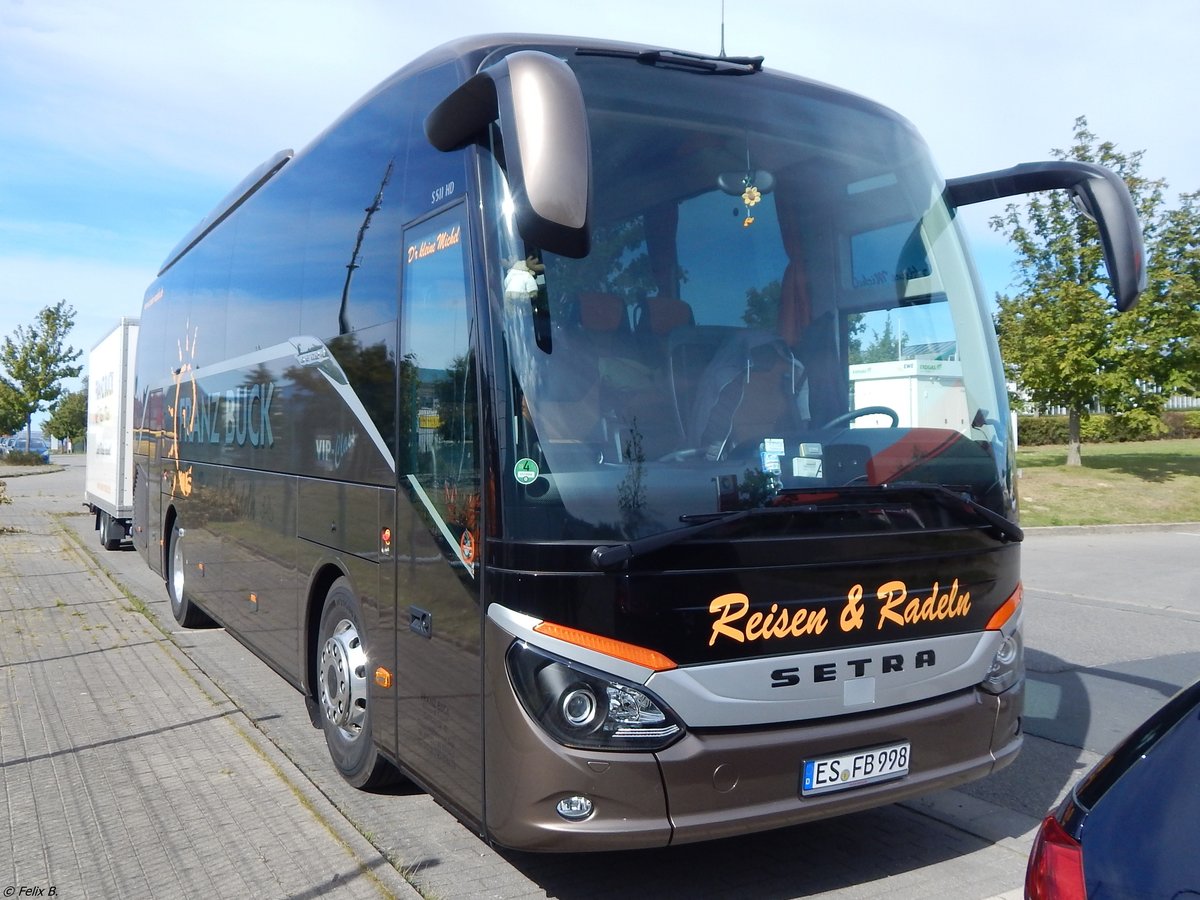 Setra 511 HD von Franz Buck aus Deutschland mit Anhänger in Sassnitz.