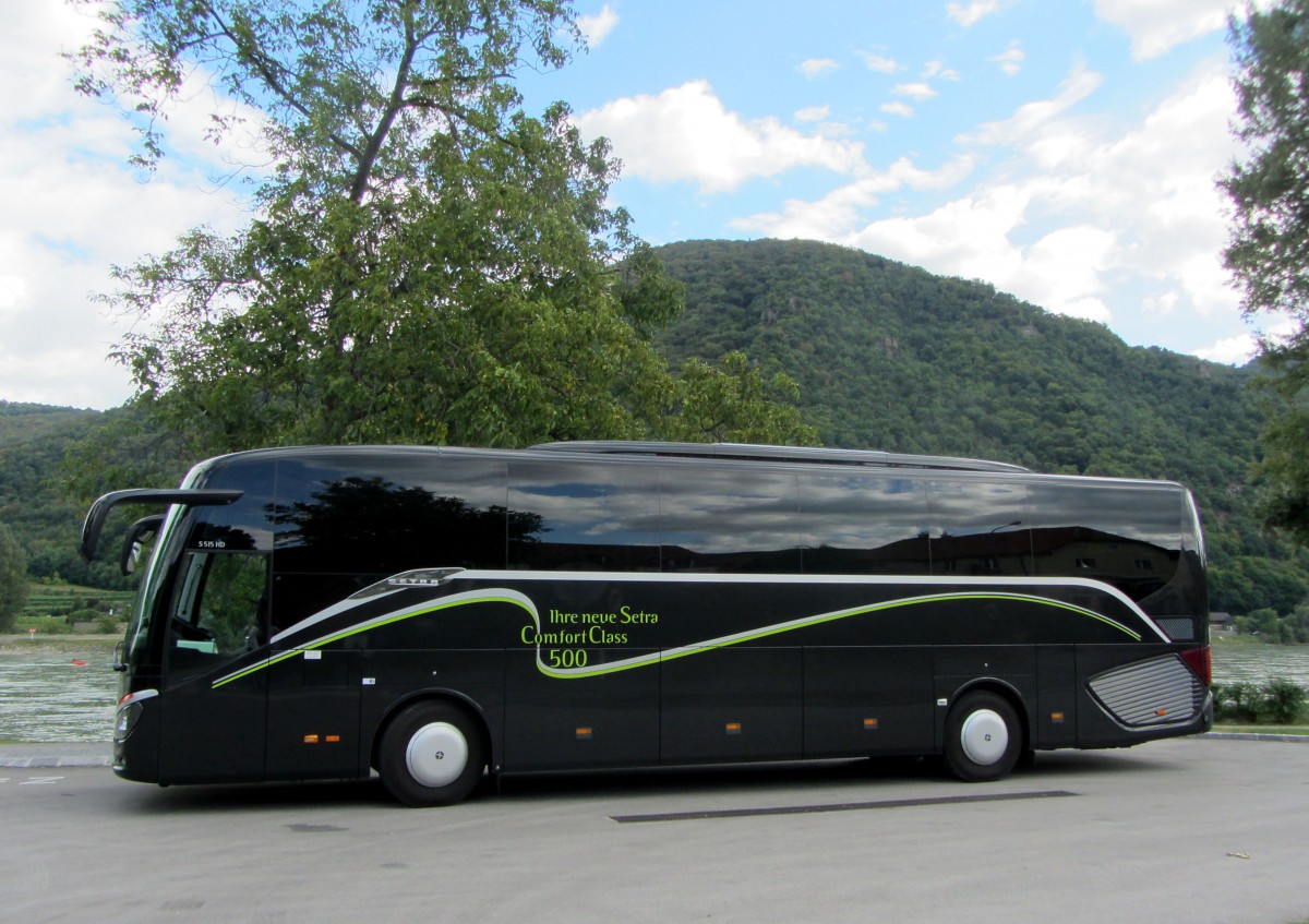 SETRA 515 HD aus der BRD im September 2013 in Weissenkirchen / Niedersterreich gesehen.