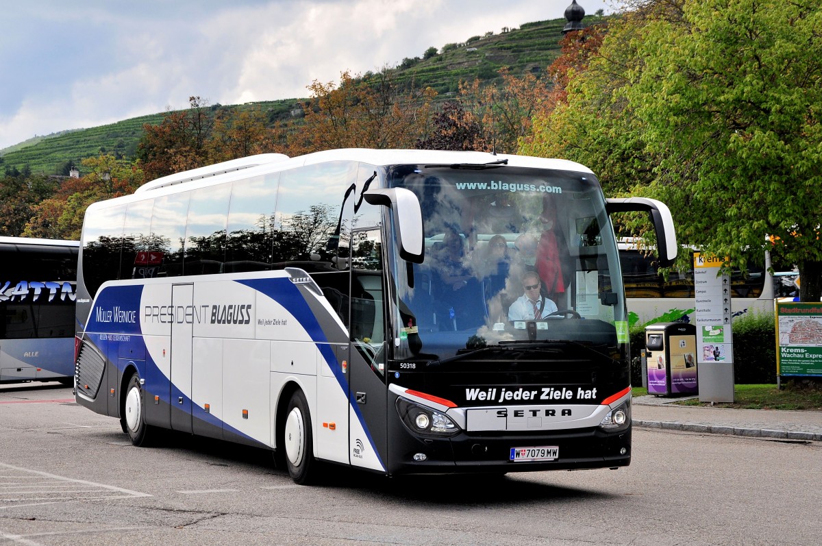 Setra 515 HD von Blaguss aus Wien am 21.August 2014 in Krems.