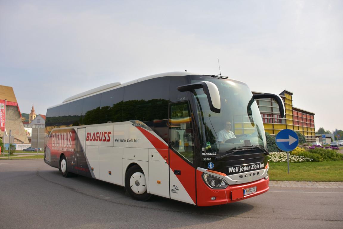 Setra 515 HD von Blaguss sterreich im Mai 2017 in Krems.