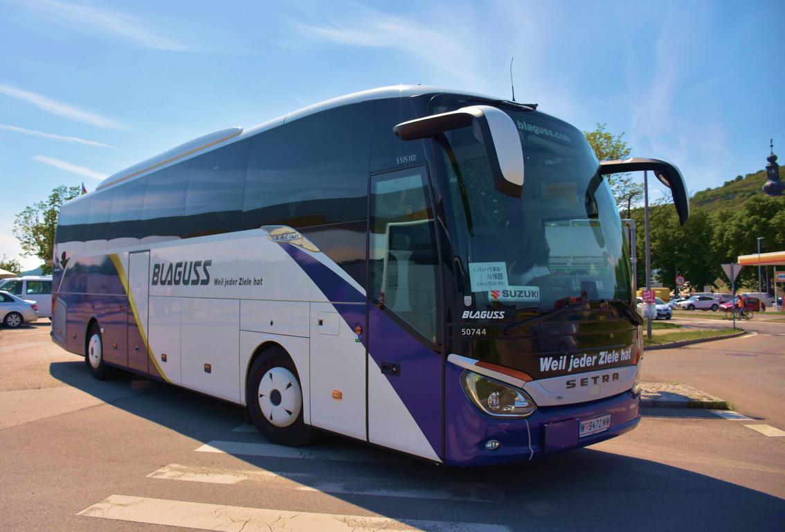 Setra 515 HD von Blaguss Reisen aus Wien Mai 2018 in Krems.