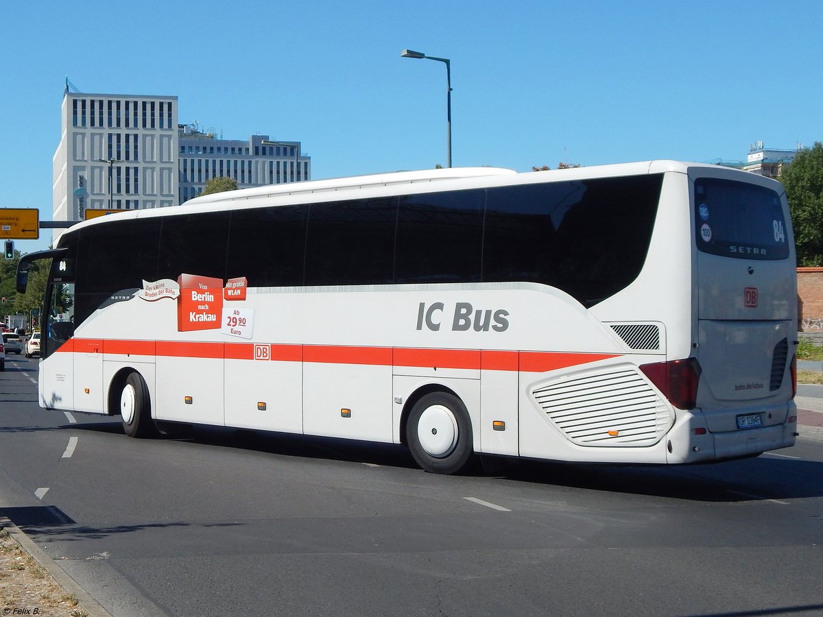 Setra 515 HD von DB IC/Sindbad aus Polen in Berlin. 