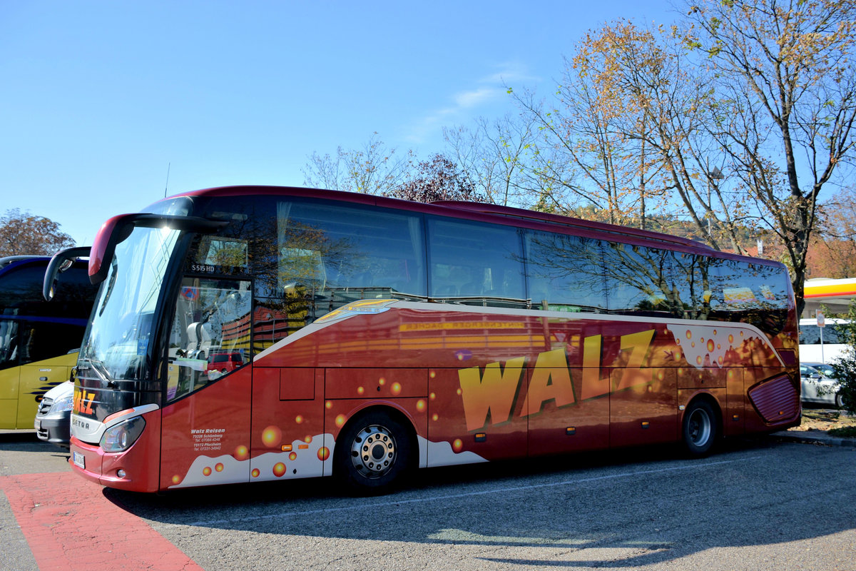 Setra 515 HD von WALZ Reisen aus der BRD in Krems.