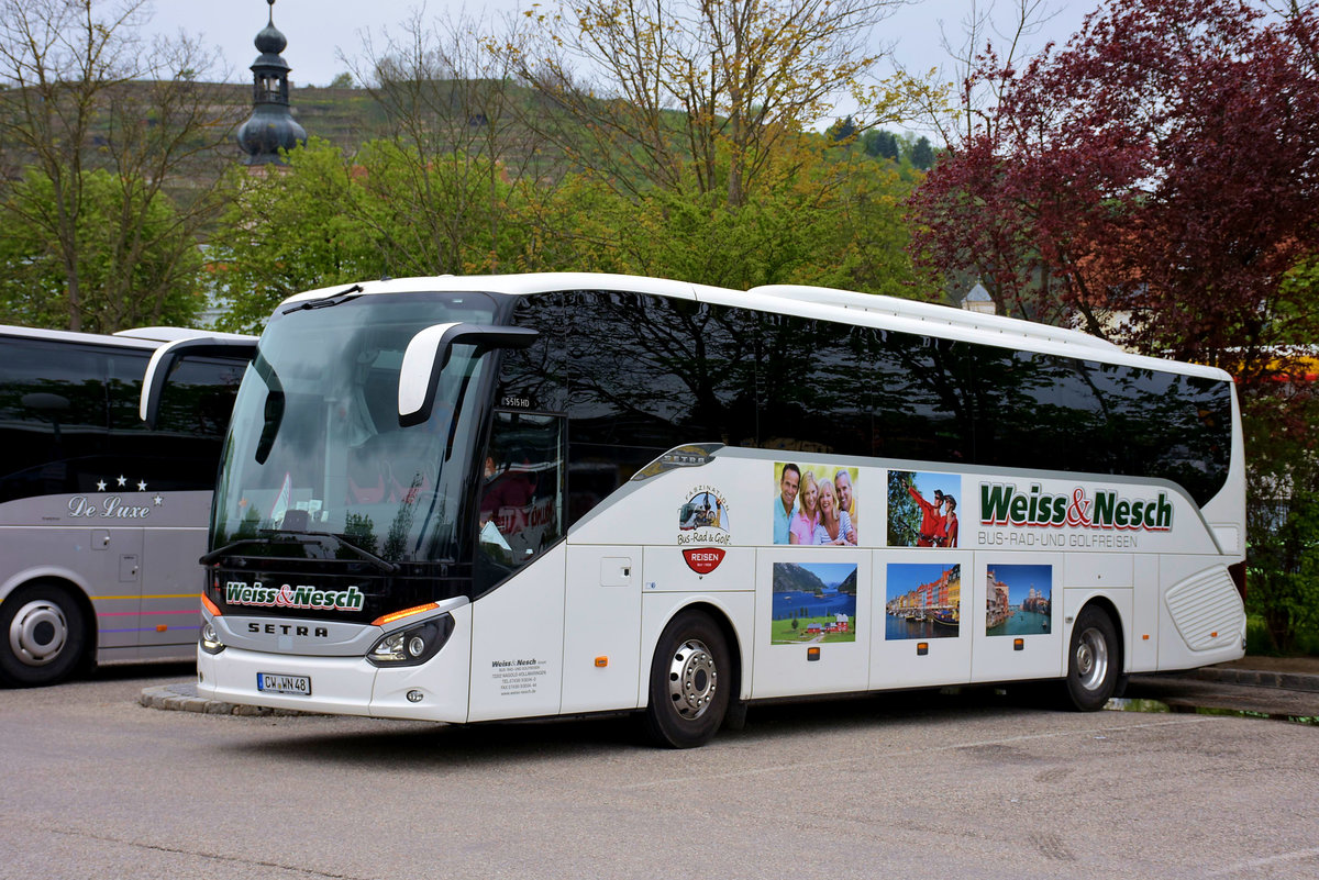 Setra 515 HD von Weiss & Nesch Reisen aus der BRD in Krems.