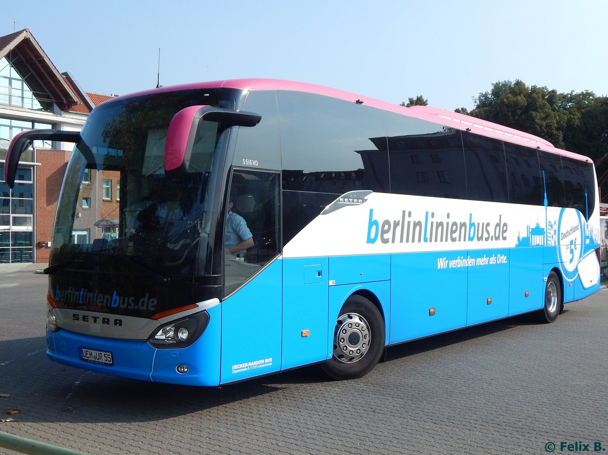 Setra 516 HD von BerlinLinienBus/URB in Neubrandenburg.