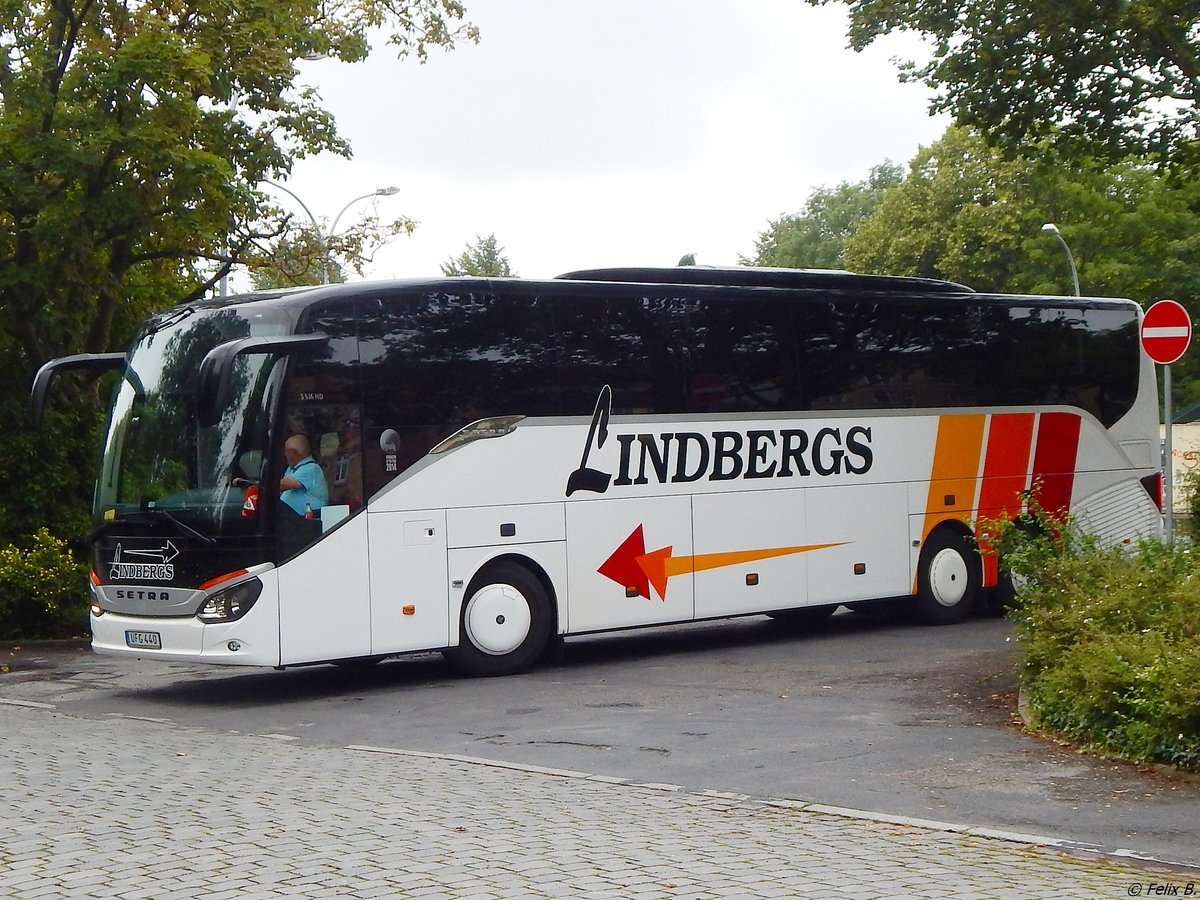 Setra 516 HD von Lindbergs aus Schweden in Stralsund. 