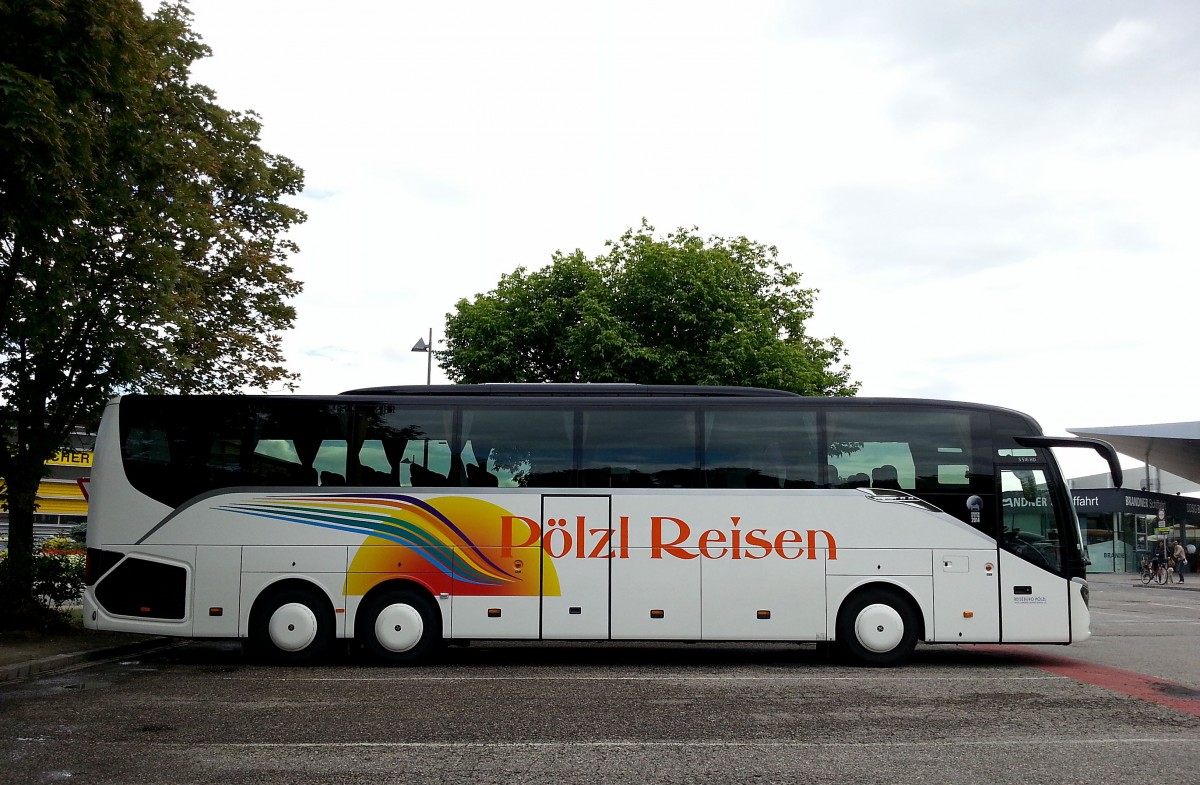 Setra 516 HD von Plzl Reisen aus sterreich im Juni 2015 in Krems.