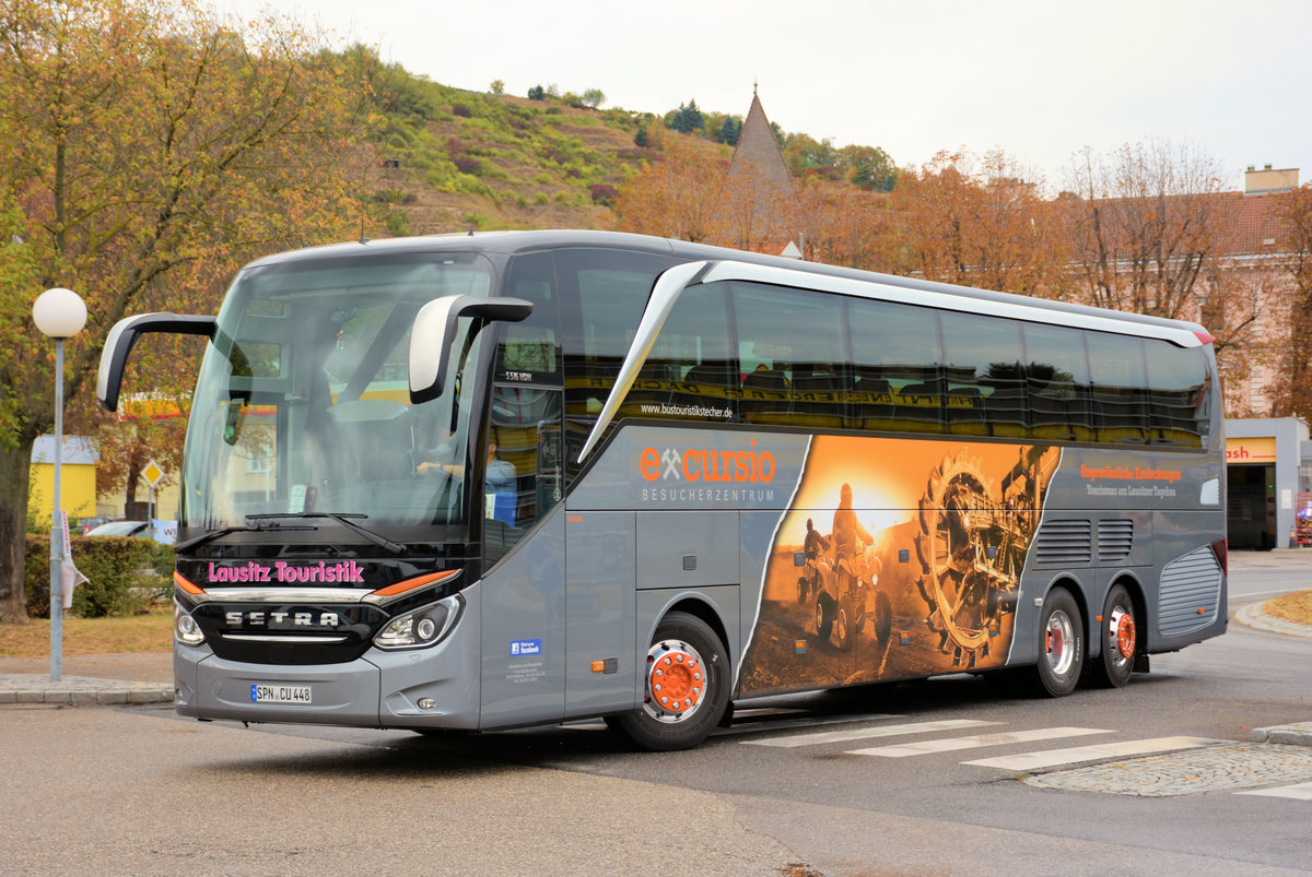 Setra 516 HDH von der Bustouristik STECHER aus der BRD in Krems.