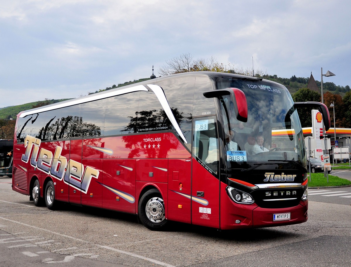 Setra 516 HDH von Tieber Reisen aus der Steiermark/Österreich am 20.9.2014 in Krems.