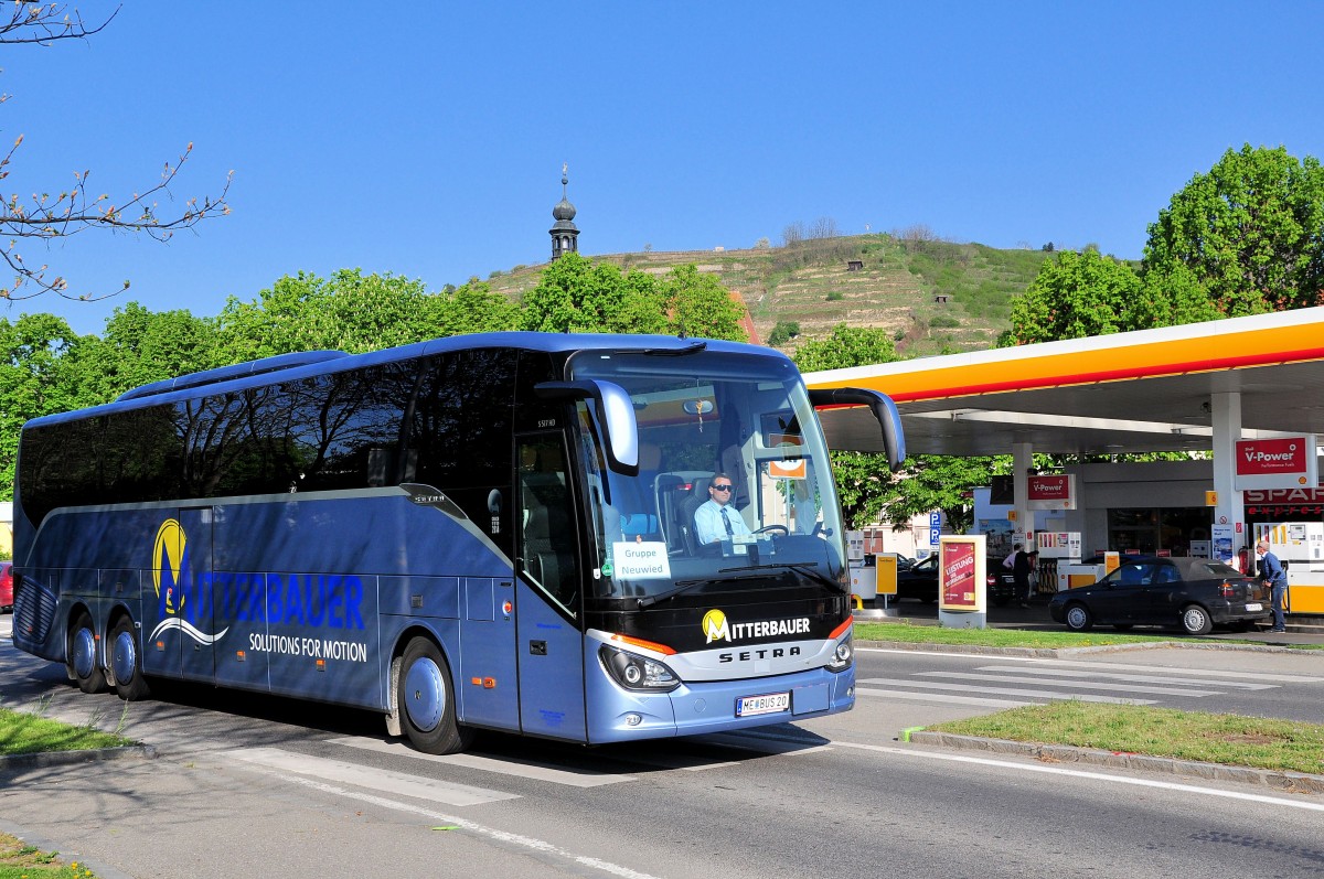 Setra 517 HD von Mitterbauer Reisen aus �sterreich am 24.4.2015 in Krems.
