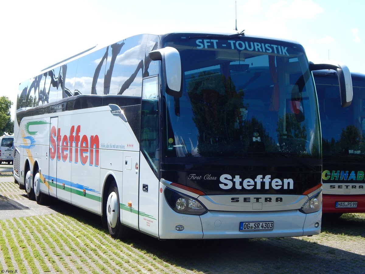 Setra 517 HD von Steffen aus Deutschland am Europapark Rust.