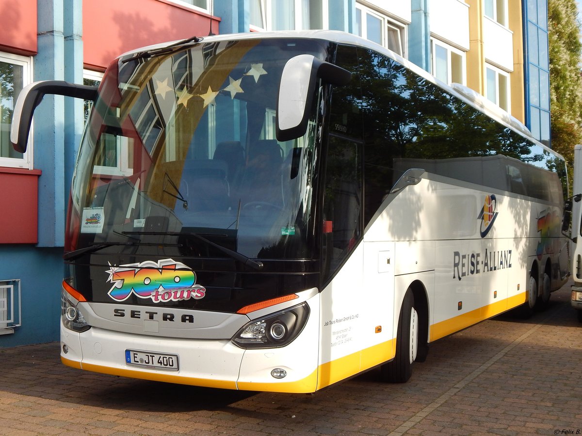 Setra 519 HD von JobTours aus Deutschland in Neubrandenburg.