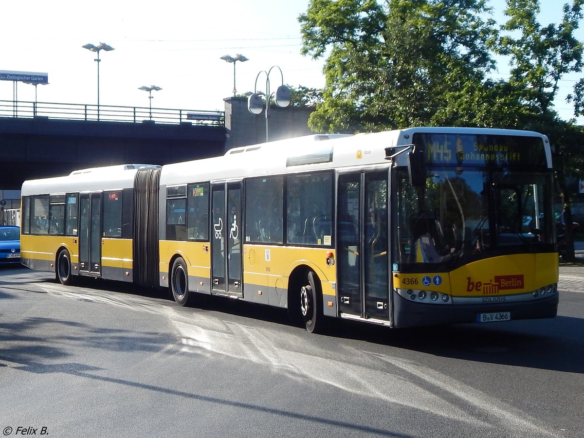 Solaris Urbino 18 der BVG in Berlin.