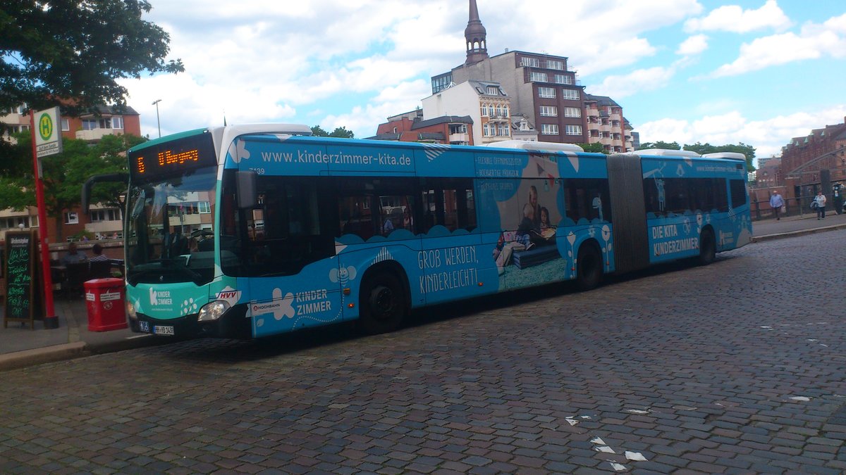 ....und dann paar busbilder aus Hamburg als ich auf Kurztrip dort war 
......hier dieser MB C2 der ersten Generation 