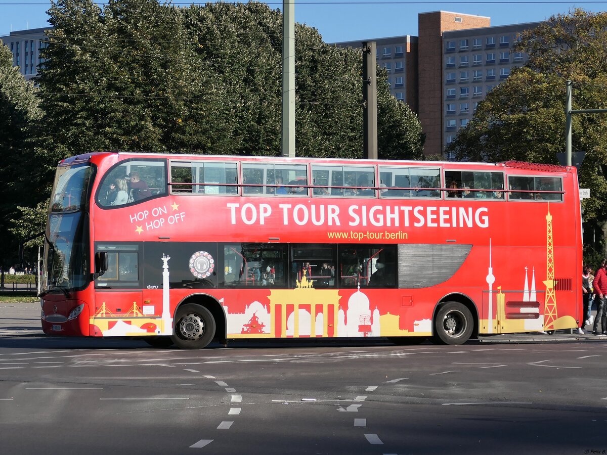 Unvi Urbis von VIP Bus Connection aus Deutschland in Berlin.