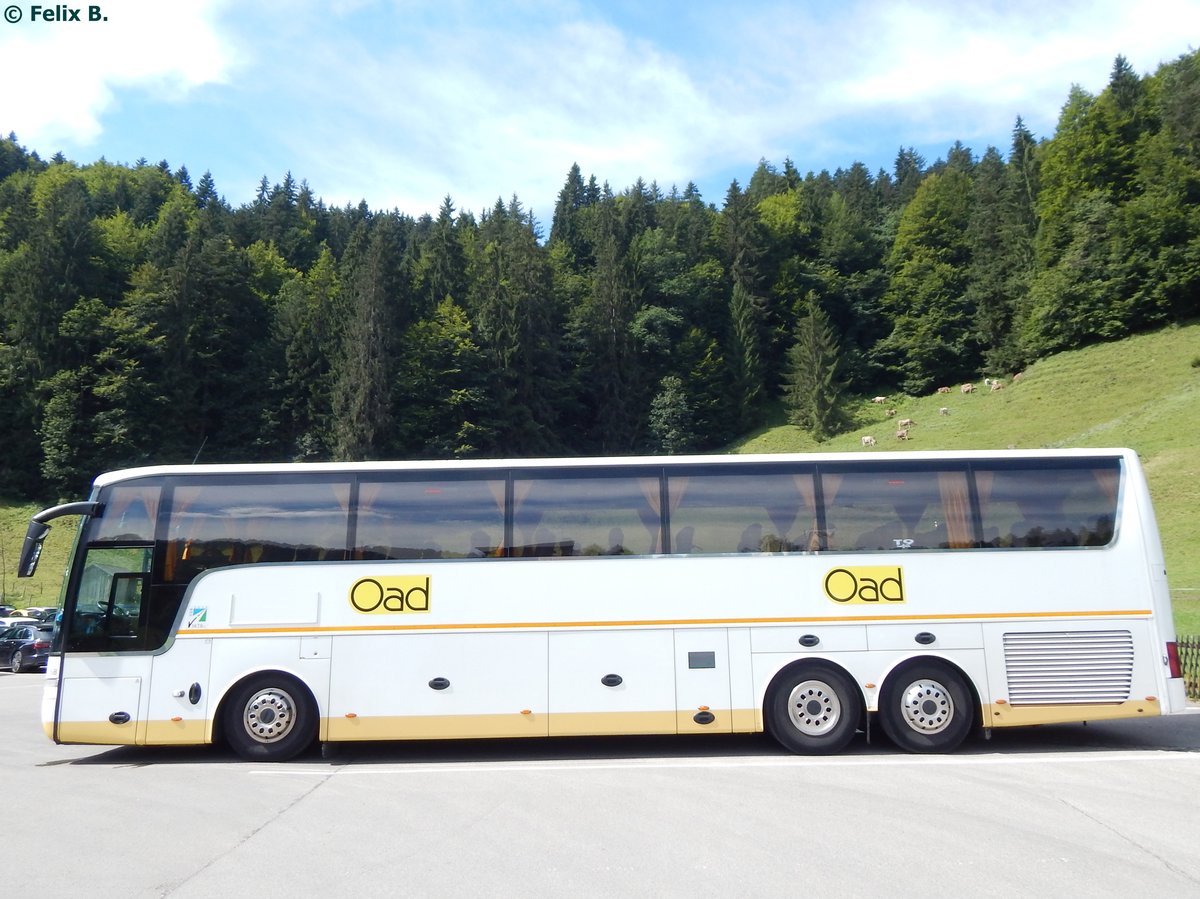 Van Hool T917 von Oad aus den Niederlanden bei der Breitach Klamm.