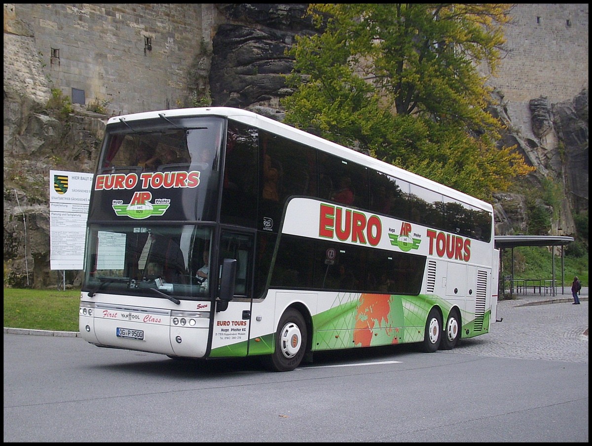 Van Hool TD925 von Euro Tours aus Deutschland bei der Festung Knigsstein.