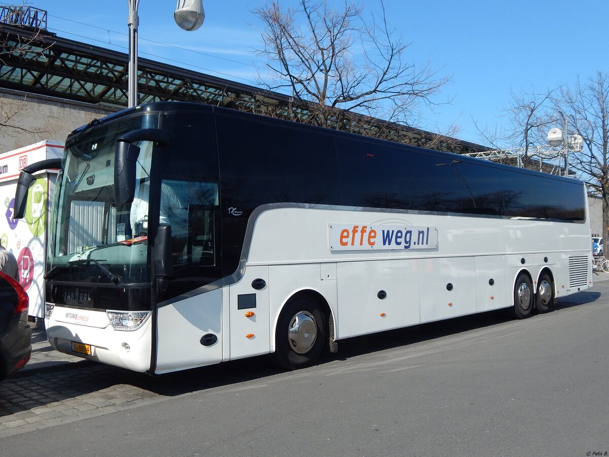 Van Hool TX18 von Betuwe Express aus den Niederlanden in Berlin.